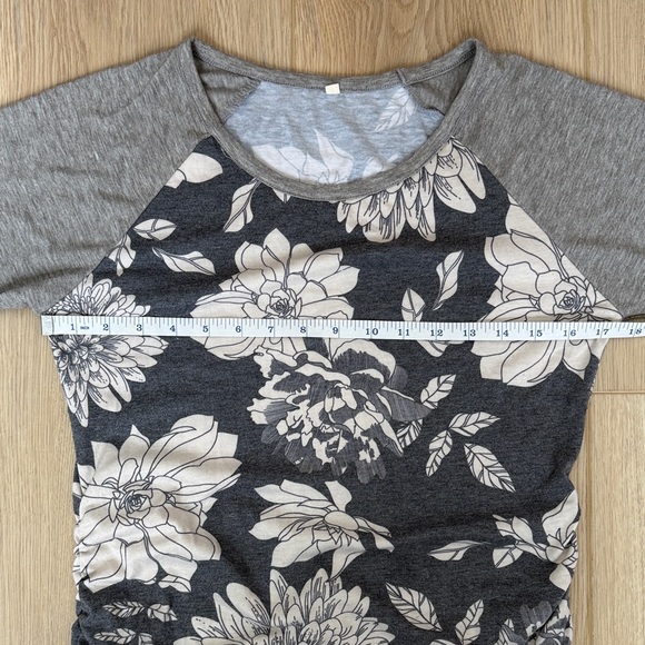 PinkBlush Floral Gray Raglan Short Sleeve Maternity T-Shirt Bodycon Midi Dress - Picture 6 of 9